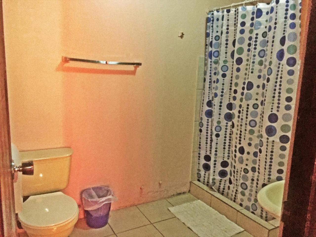 Hostel Trotamundos Alajuela Esterno foto