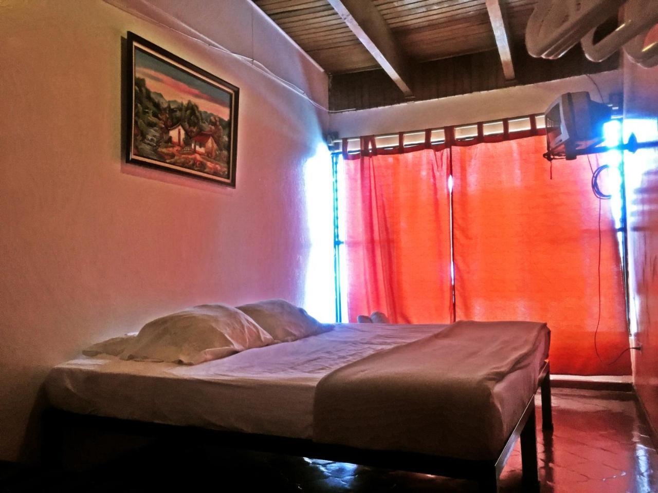 Hostel Trotamundos Alajuela Esterno foto